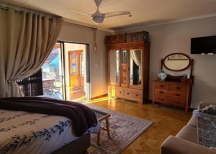 Upstairs R-2 Self-Catering Unit