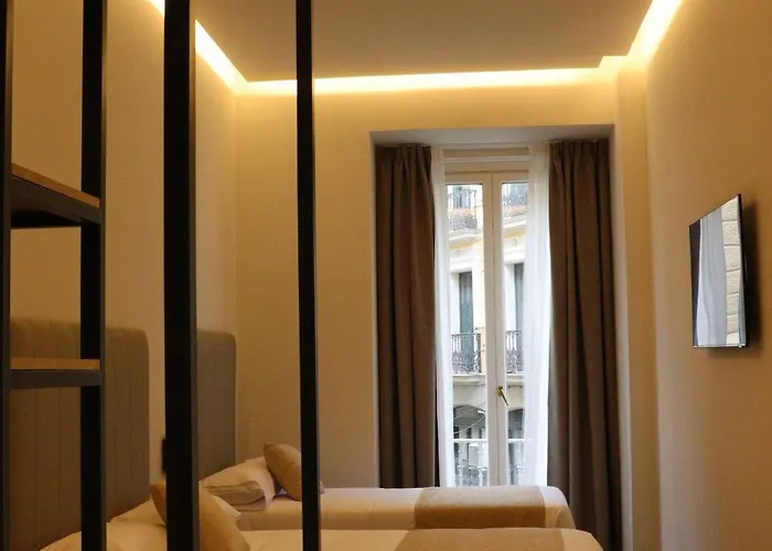 Hotel cerca del colegio: Hostal La Rúa-Montera