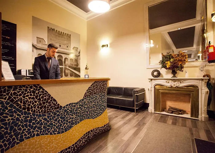 Alhambra Suites