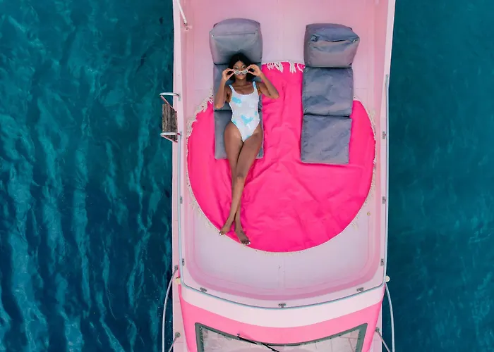 Hotel: Pinkcoco Gili Trawangan - Constant Surprises - For Cool Adults Only