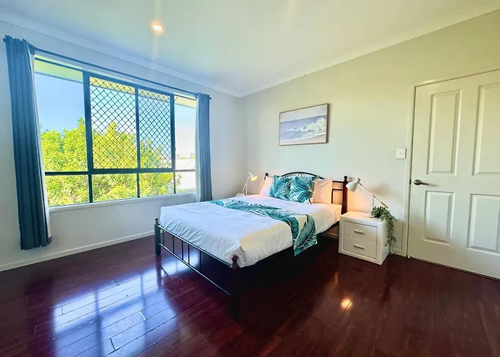 16C Cozy Ensuite Room In Coopers Plain