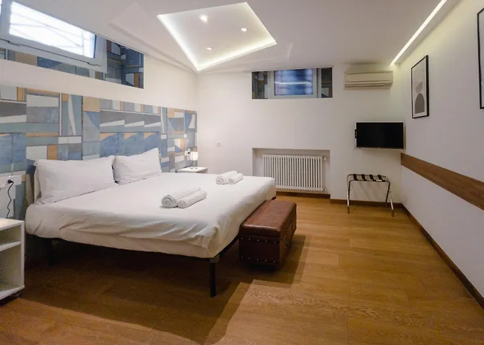 Rrrapido Holy Suites And Rooms - Via Sardegna