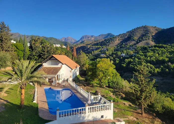 Morera Garden 5 Pers, 2 Bedrooms With Extra Rooms When Needed