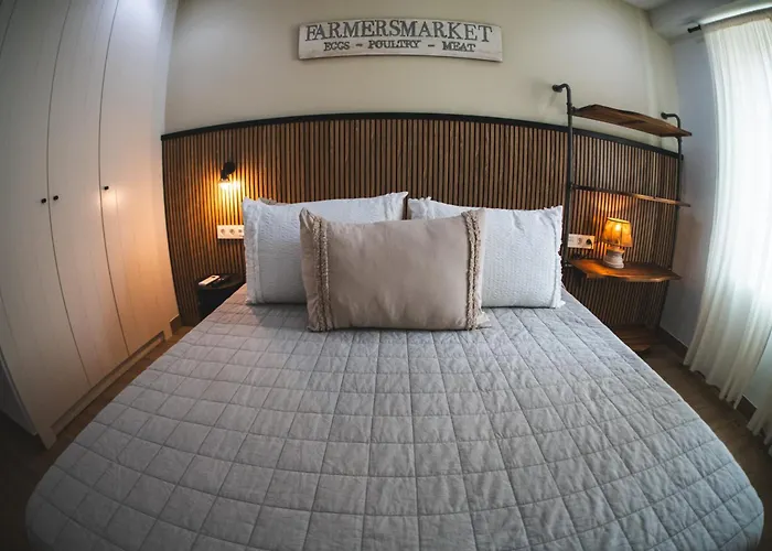 Hotel cerca del colegio: Apartamentos Nueva Ribera