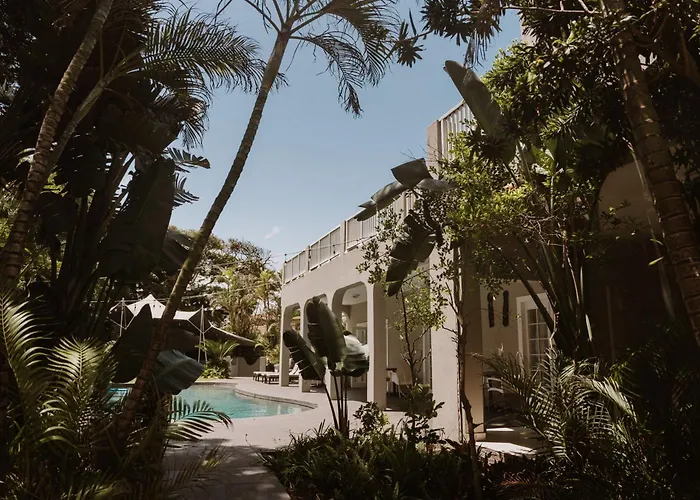 Caza Beach Guesthouse