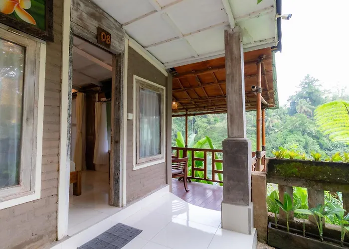 Pet Friendly hotel: Doni House & Villas