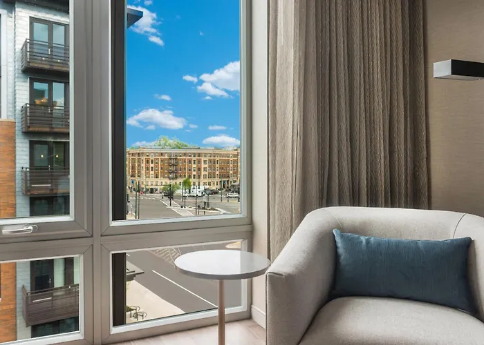 Ac By Marriott Cleveland Circle