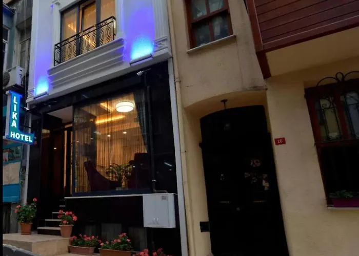 Lika Hotel - Comfortable Double Room In Istanbul