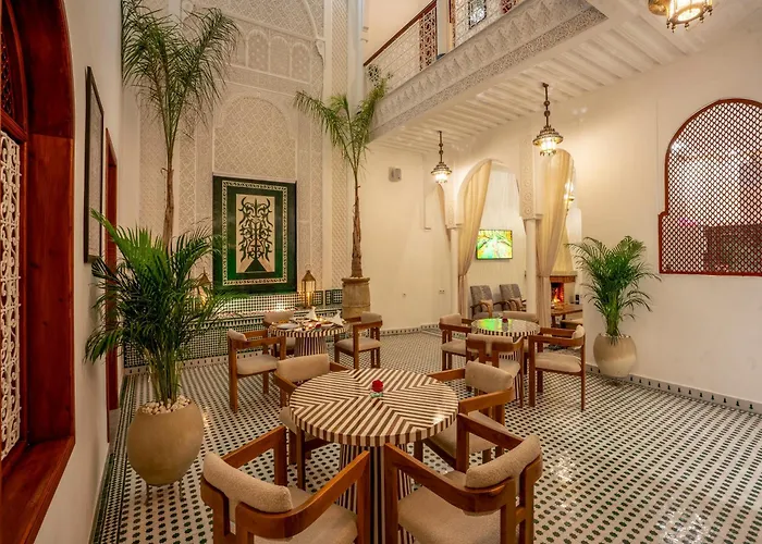 Riad Dar Al-Famila & Spa