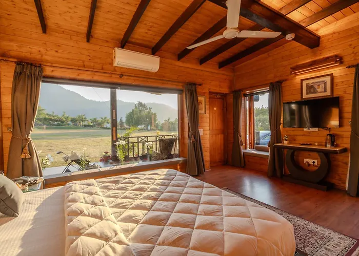 Saffronstays Timber Crest - 2-Cottage Retreat In Dehradun With Mountain Views, Lawn And Fire Pit