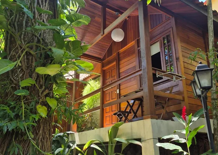 Aratinga Inn