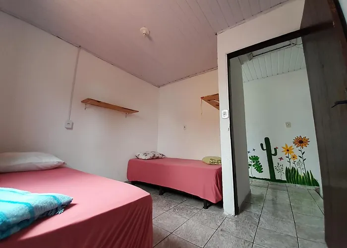 Nata Hospeda Miquarto