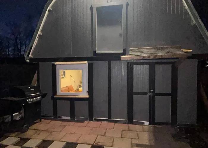2-Story 1-Bedroom Barn