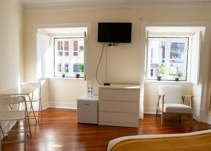 Matching Loures Guest House