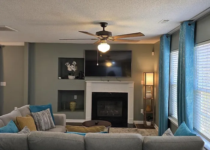 Single Rm Or Entire Home Near Uptown Charlotte