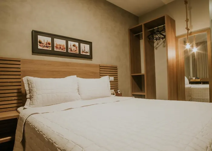 Alojamento com o café da manhã Apenas: Pousada Encantare