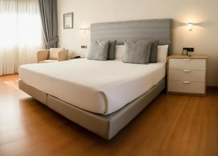 Hotel Sercotel Tres Luces