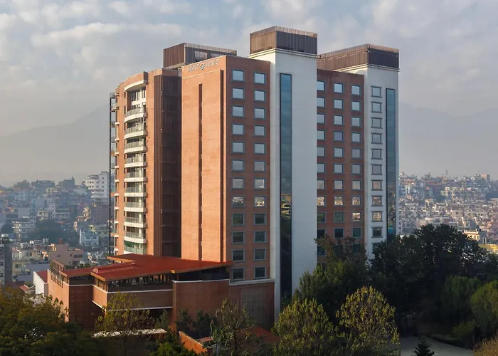 Hotel with pool: Hyatt Centric Soalteemode Kathmandu