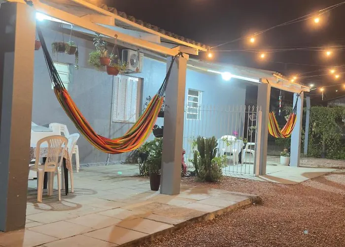 Casa Flora - Pousada&Pub