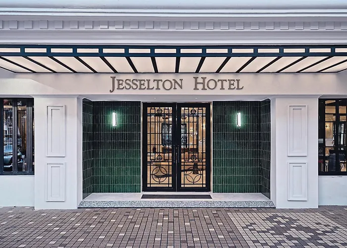Сity center hotels Jesselton
