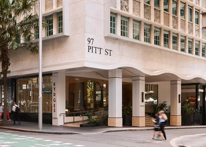 5 star hotel: Rydges Australia Square