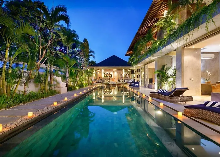 Lavish 5 Bed, Sleeps 10, Butler, Daily Breakfast