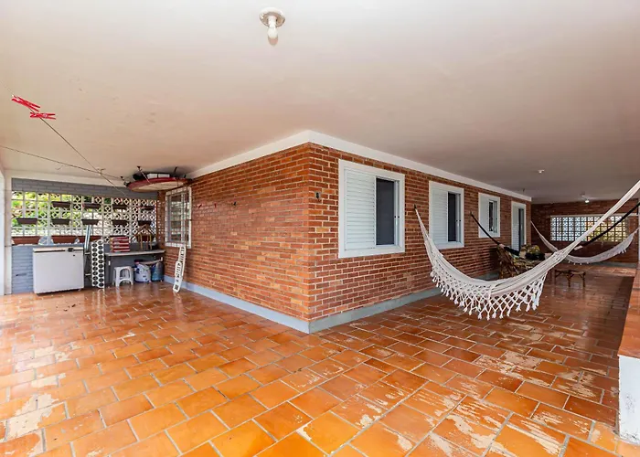 Memora Guesthouse Pontal do Paraná - Casa inteira ou Quartos a duas quadras da praia e próxima a Ilha do Mel