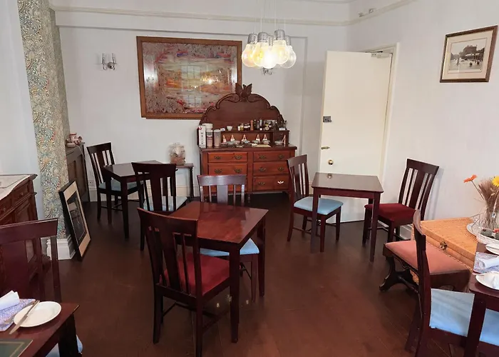 The Old Manse Guesthouse