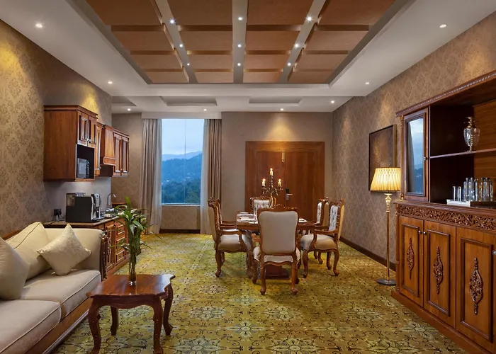 The Golden Crown Hotel