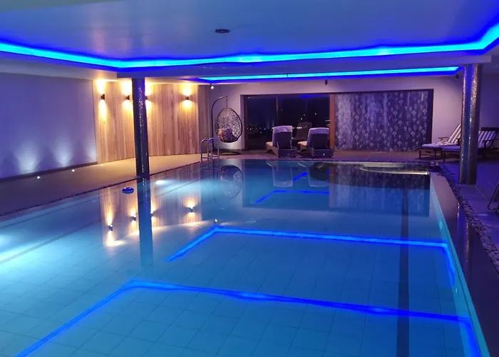 Fab View (Adults Only)