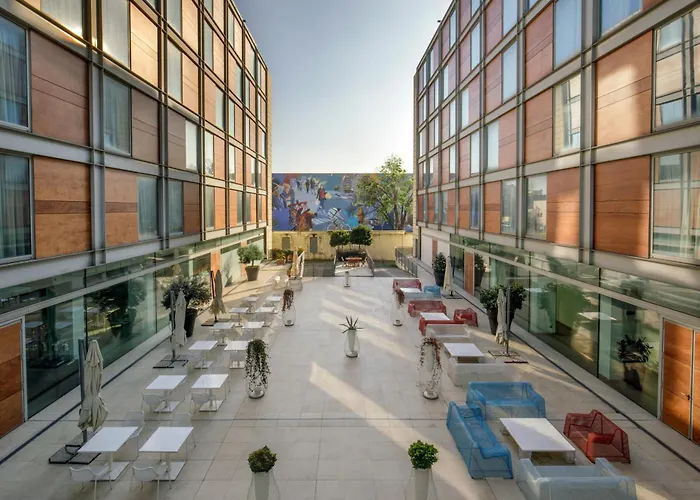 Self Catering: Doubletree By Hilton Milan