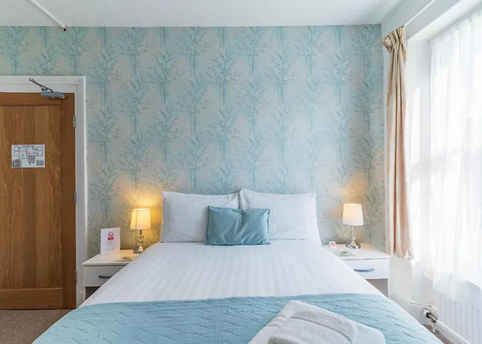 Rooms At The Highcliffe