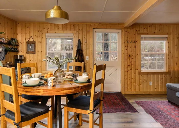 The Little Lolo Lodge
