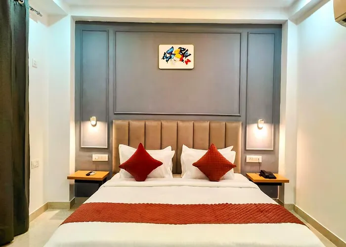 Hotel Mavens White Artemis Hospital Road Sector 52 Gurgaon