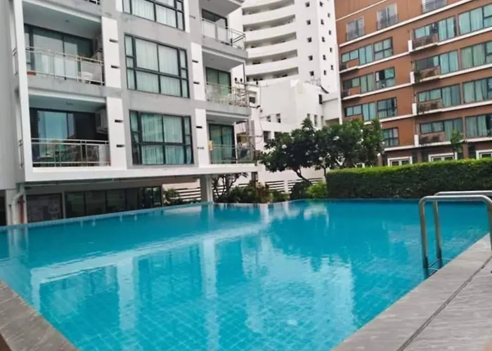Neo2 Condo B 204