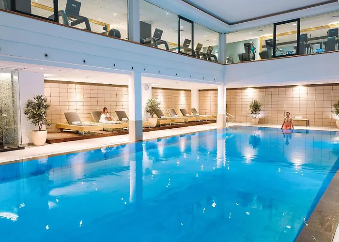 Luxury hotel only: Steigenberger Icon Wiltcher'S