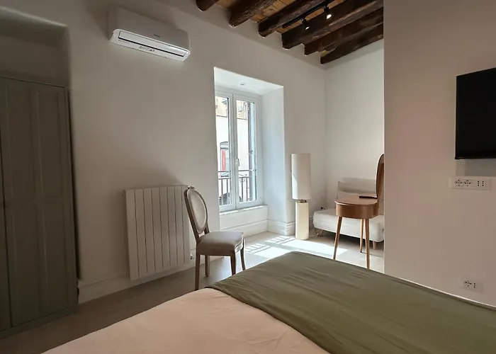 Addimura Rooms