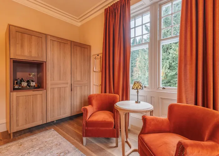 Pet Friendly hotel: Pine Trees Hotel Pitlochry