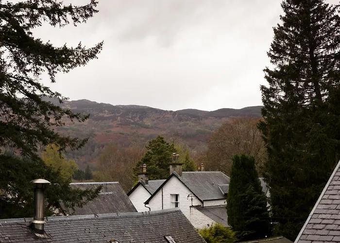 Pet Friendly hotel: Pine Trees Hotel Pitlochry