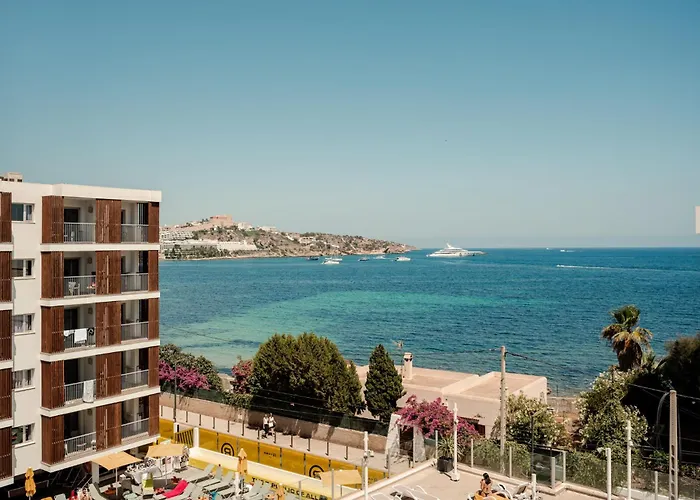 Lodge: Ryans Ibiza Apartments - Only Adults