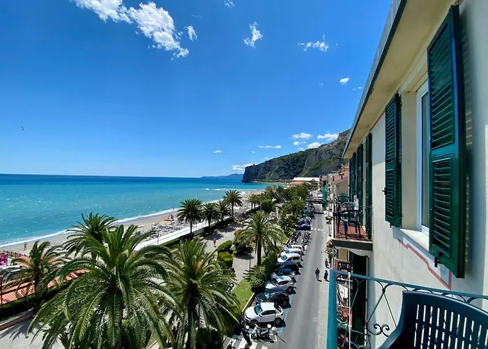 Hotel sulla spiaggia: Hotel Gambone