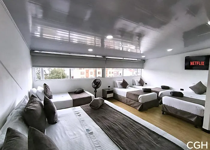 Hotel familiar: Ayenda CGH Bogota Airport