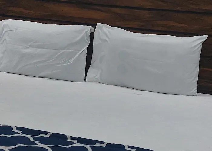 Palace Inn Guest House