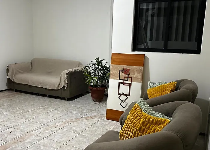 Rochas - Suíte no Centro de Viçosa do Ceará