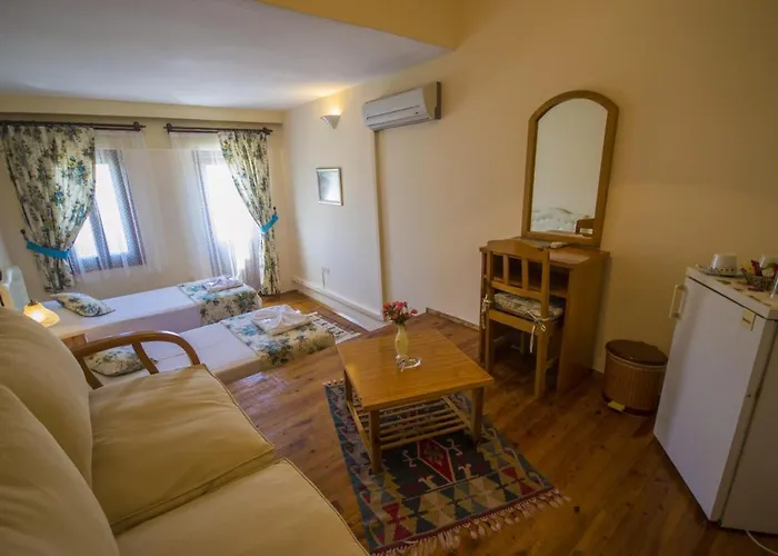 Kalkan Kleo Pension Guesthouse