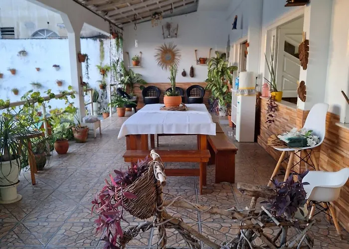 Quarto triplo com banheiro em Pousada e Restaurante