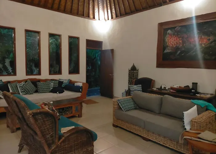 Indah - 3 Bedrooms