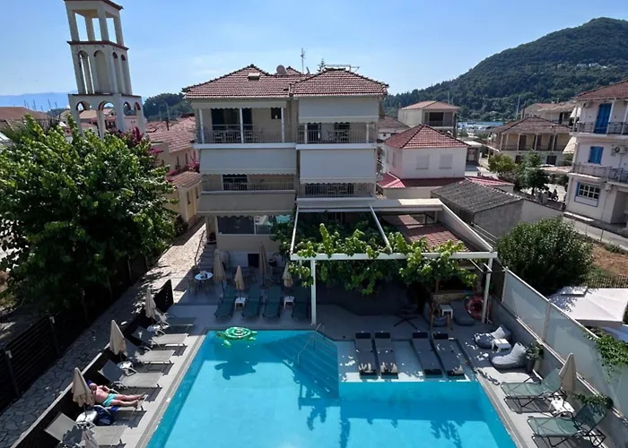 Aggelos Apartments & Deluxe Studios