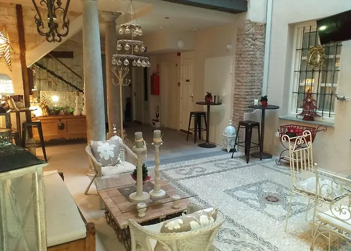 Hotel perto da faculdade: Palacio Almagra