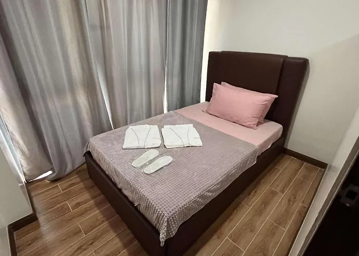 Pet Friendly hotel: Bayport West Naia Residences